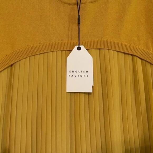 English Factory Pleated Dress With Long Sleeve Faux Sweater Size S New with Tag - Picture 9 of 13